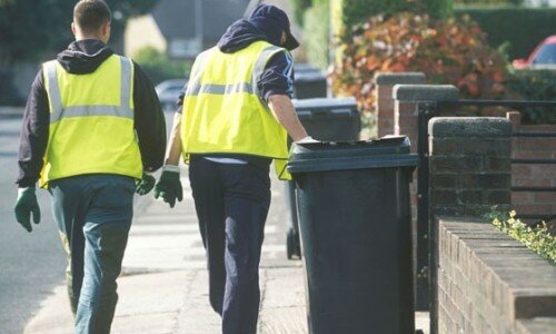 Bins debate hits new depths of rubbish: Lib Dems slam ‘vanity project’ and claim figures in public report are ‘secret’ Bins debate hits new depths of rubbish: Lib Dems slam ‘vanity project’ and claim figures in public report are ‘secret’