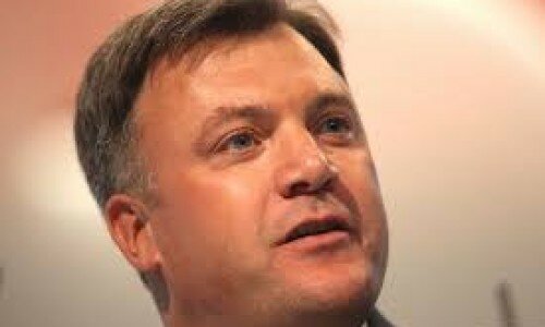 Balls slams Tory £25 billion ‘panicky spending promises’ Balls slams Tory £25 billion ‘panicky spending promises’
