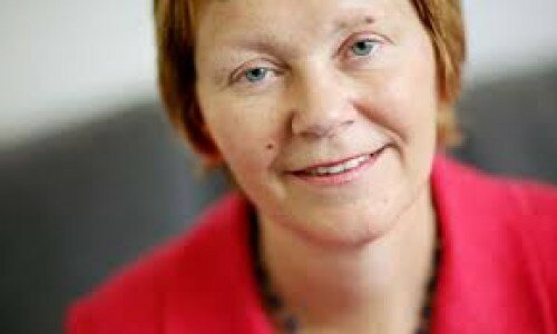 ‘It’s good to talk’, improvement panel vice-chair tells political parties ‘It’s good to talk’, improvement panel vice-chair tells political parties