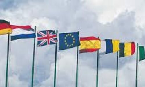 Councils issue Brexit ‘grave threat’ warning as polls show Leave in the lead Councils issue Brexit ‘grave threat’ warning as polls show Leave in the lead