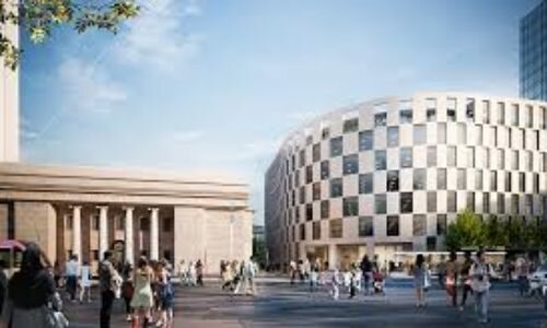 £10m Centenary Square refit key to HSBC move to Birmingham, claims council leader £10m Centenary Square refit key to HSBC move to Birmingham, claims council leader